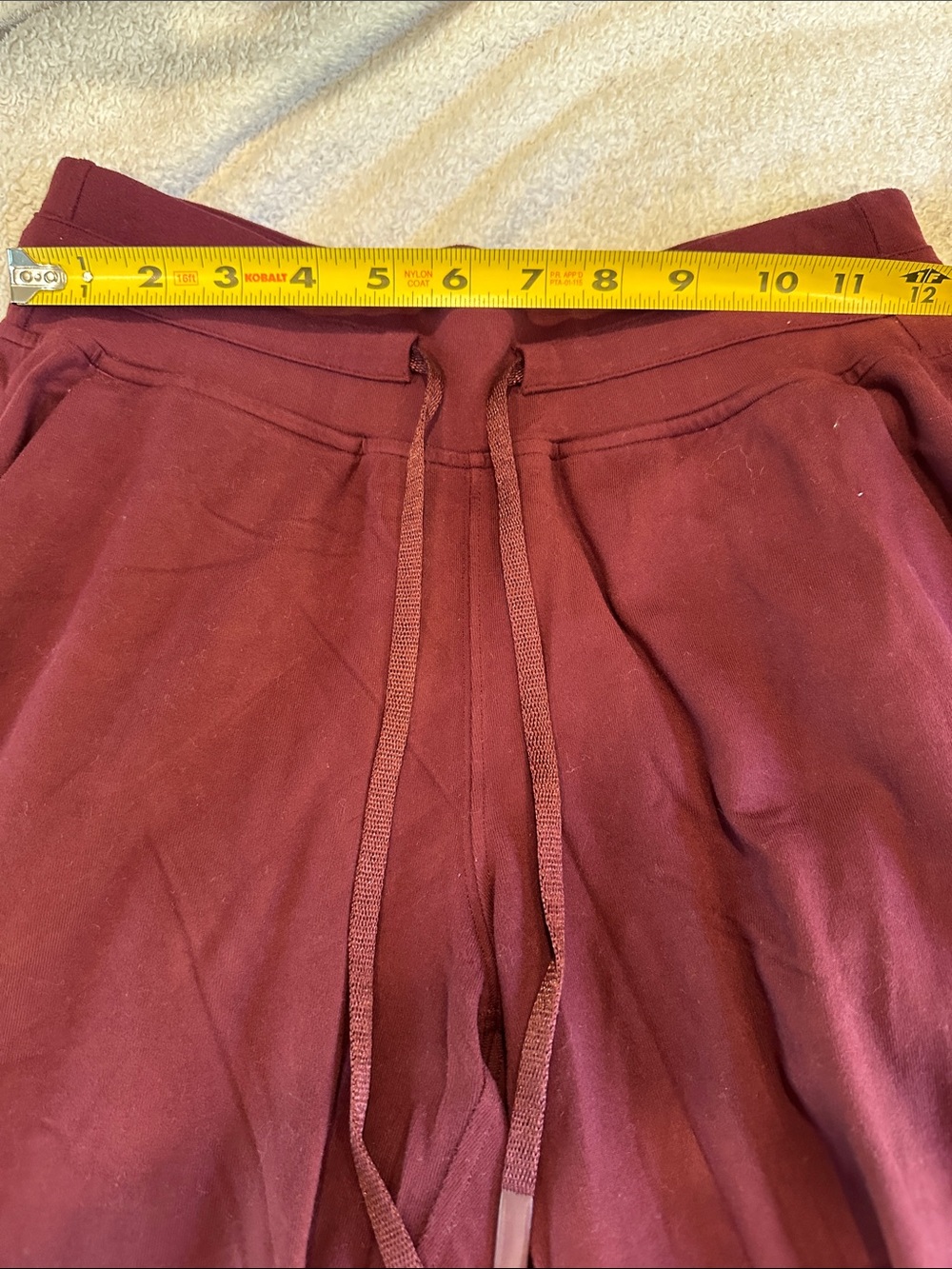 Lululemon dark red  Jogger Sweatpants  size 4  read below 👇🏻 - Picture 8 of 10